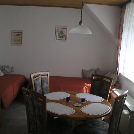 Ferienwohnung Am Deister Mit Grossem Balkon シュプリンゲ エクステリア 写真