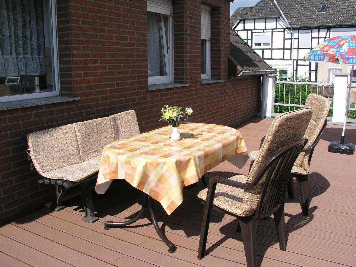 Ferienwohnung Am Deister Mit Grossem Balkon シュプリンゲ エクステリア 写真